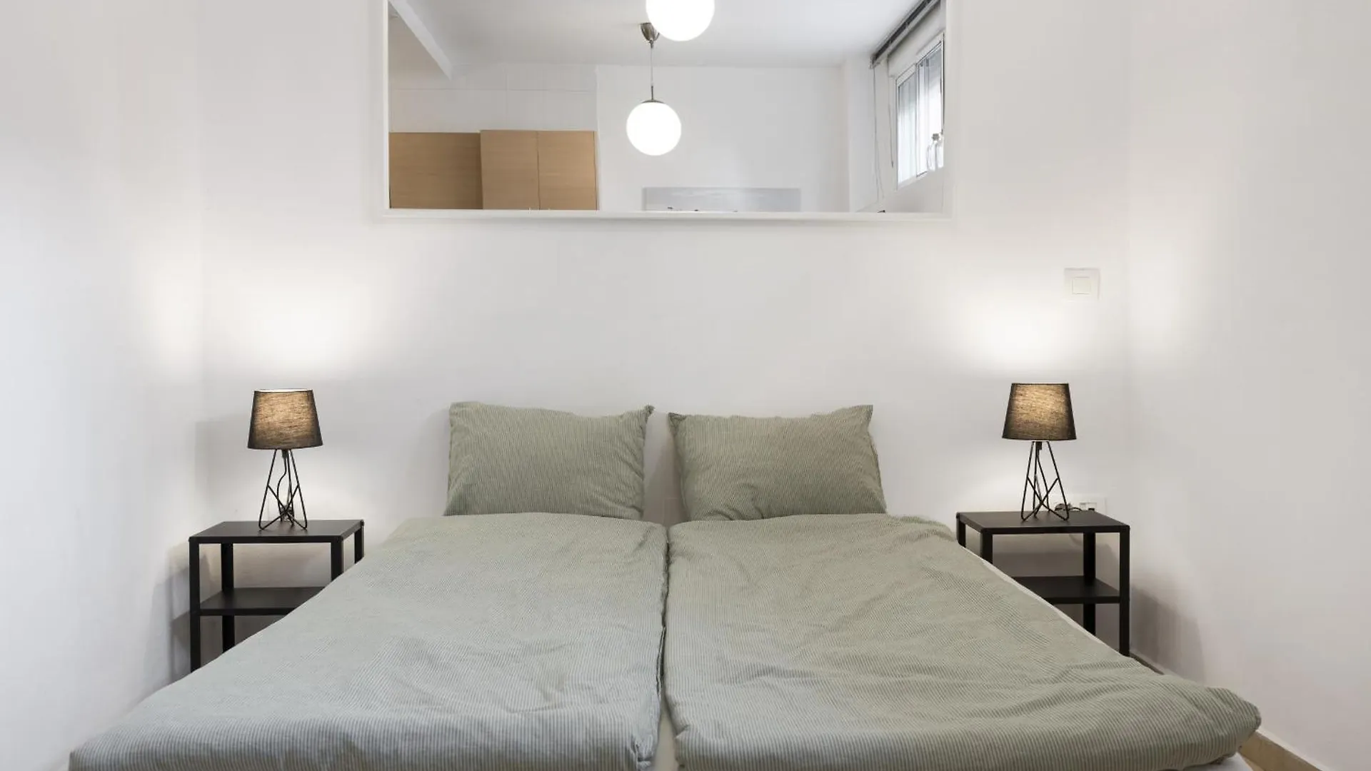 Cozy Central Studio In Pasaje Olletas Málaga España
